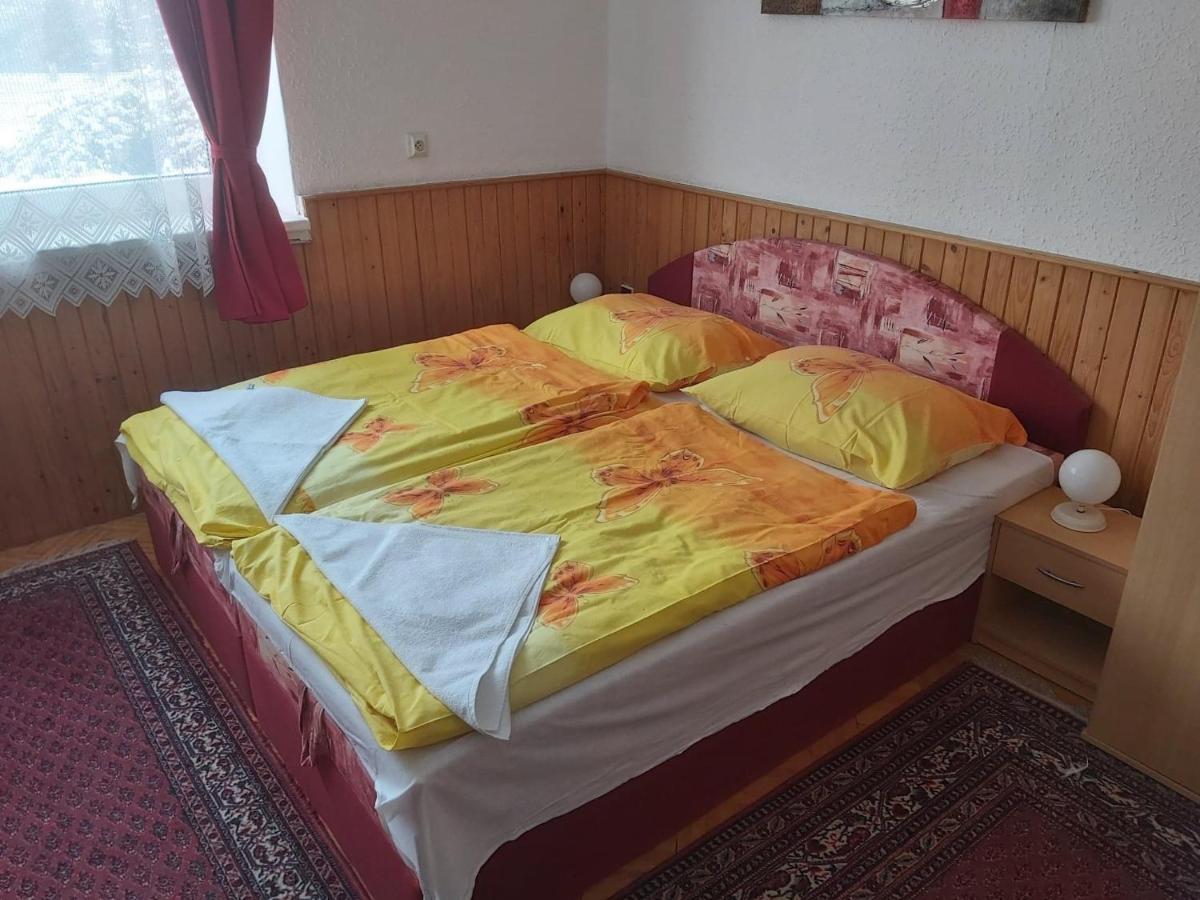 Hotel Penzion Fontana Náměšť nad Oslavou Exterior foto