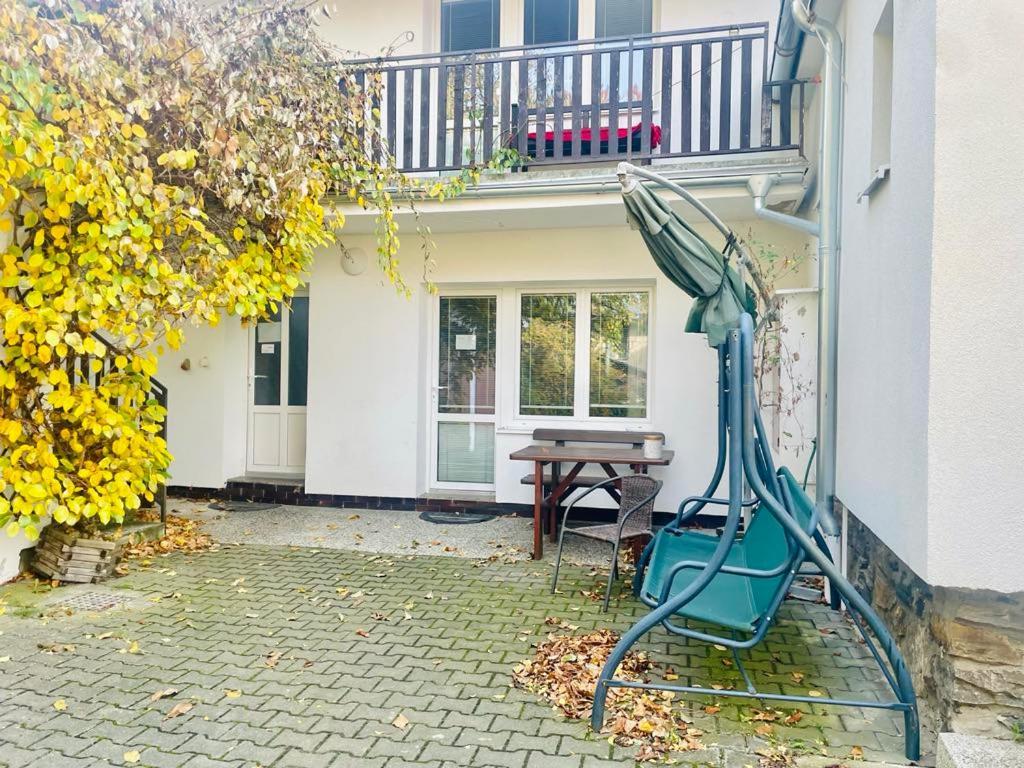 Hotel Penzion Fontana Náměšť nad Oslavou Exterior foto