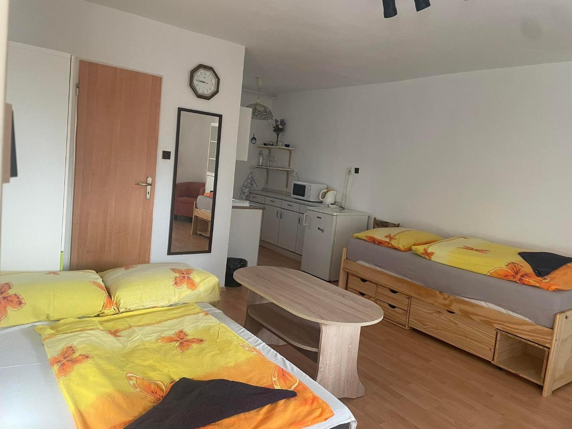 Hotel Penzion Fontana Náměšť nad Oslavou Exterior foto